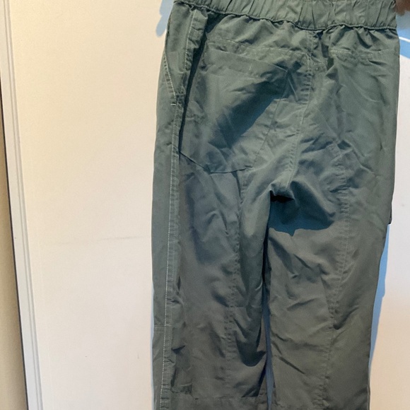 DECATHLON | Hiking Pants Kids - Picture 2 of 4